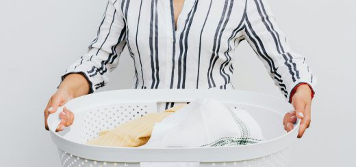 Moda: Jak czytać metki ubrań i dbać o odzież?