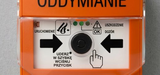 przycisk systemu oddymiania